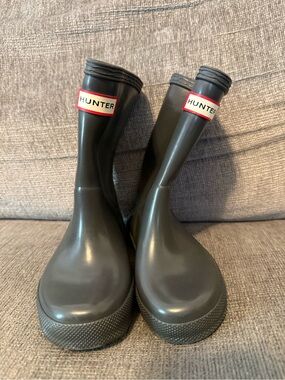 Gray Hunter Rain Boots 8c
